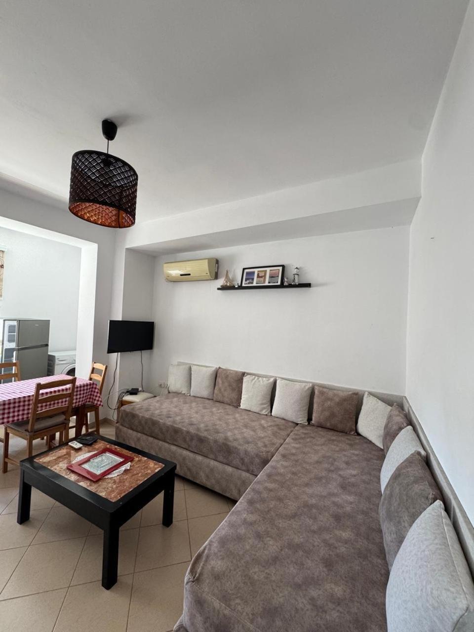 Villa 151 Sarandë Eksteriør bilde